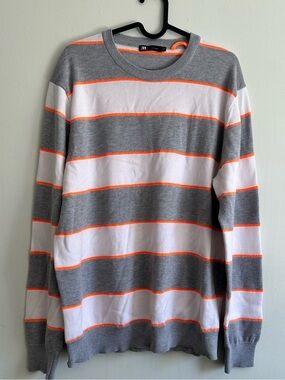 Simon’s Le 31-  size Large Grey/Orange/White Crewneck